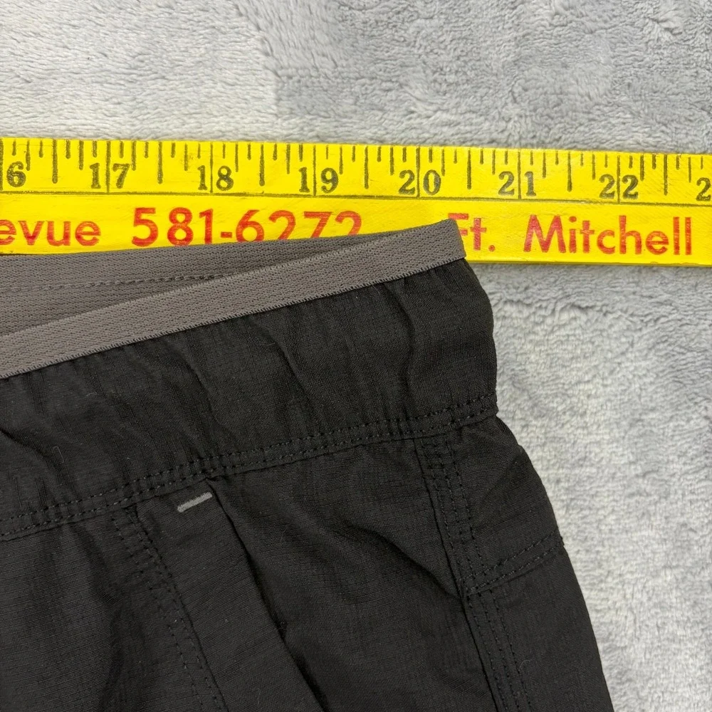 THE North Face Shorts Mens Size 2XL Outdoors Pockets Logo Pockets Black